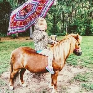 Meet your Posher, Judith